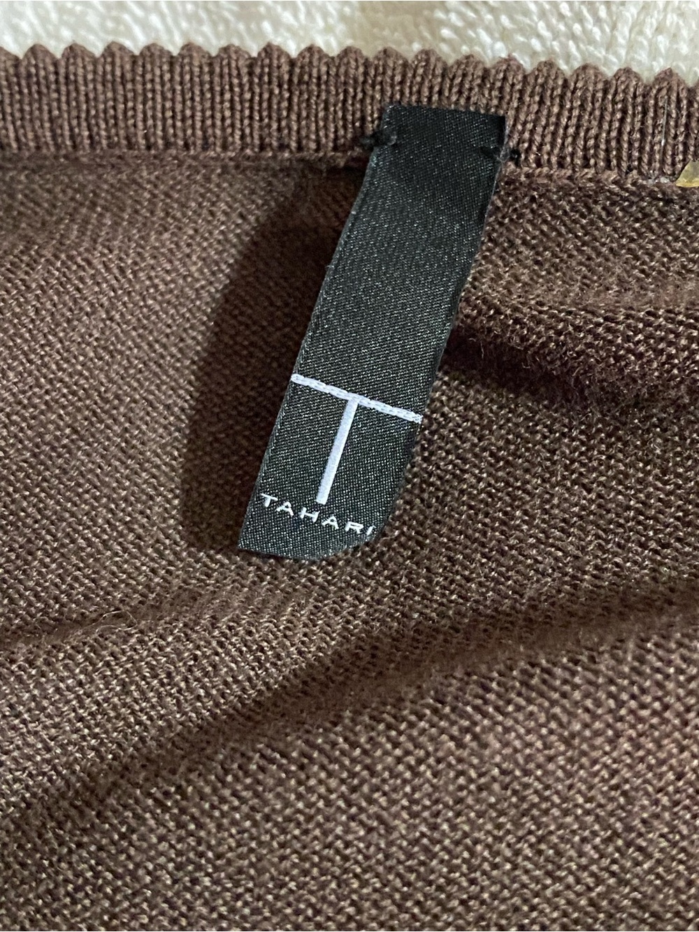 T Tahari Silk Blend Cardigan M Abstract Print Brown Artsy Retro Mod Geometric - Picture 8 of 10